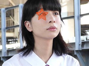 清純系JKを電車痴漢で孕ませ強姦＆トイレでイラマ顔射【まなかかな 逆さ撮り盗撮 ヤバイやつ ロリ 女子高生】